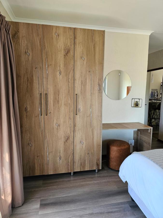 Pine View Guesthouse กราสคอป ภายนอก รูปภาพ