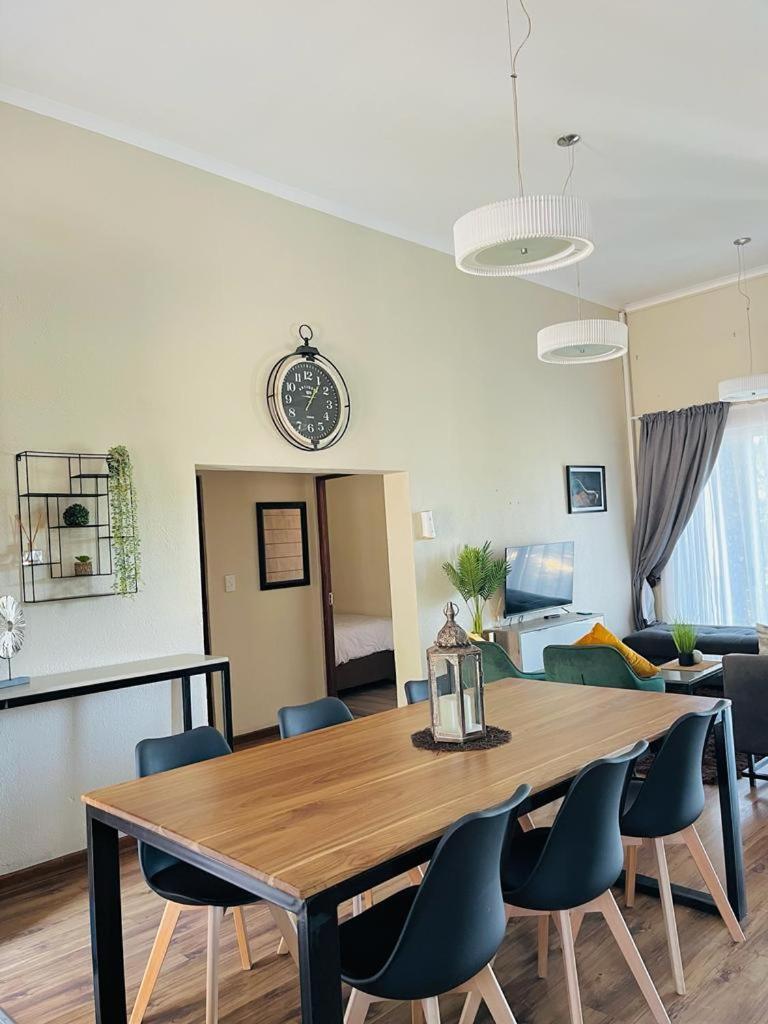 Pine View Guesthouse กราสคอป ภายนอก รูปภาพ