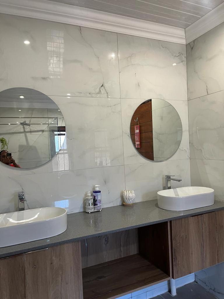 Pine View Guesthouse กราสคอป ภายนอก รูปภาพ